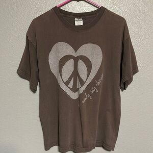 Brown Chicago Peace Sign T-Shirt Women’s Size Large